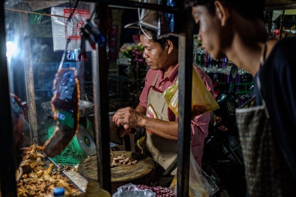 Street food, Kampong Cham | ©Gabriele Orlini, 2019